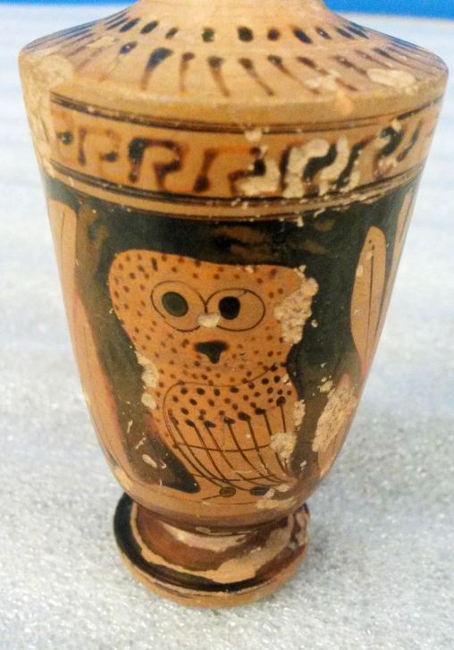 Lekythos with owl 